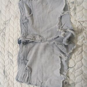 Silver Elyse light grey shorts